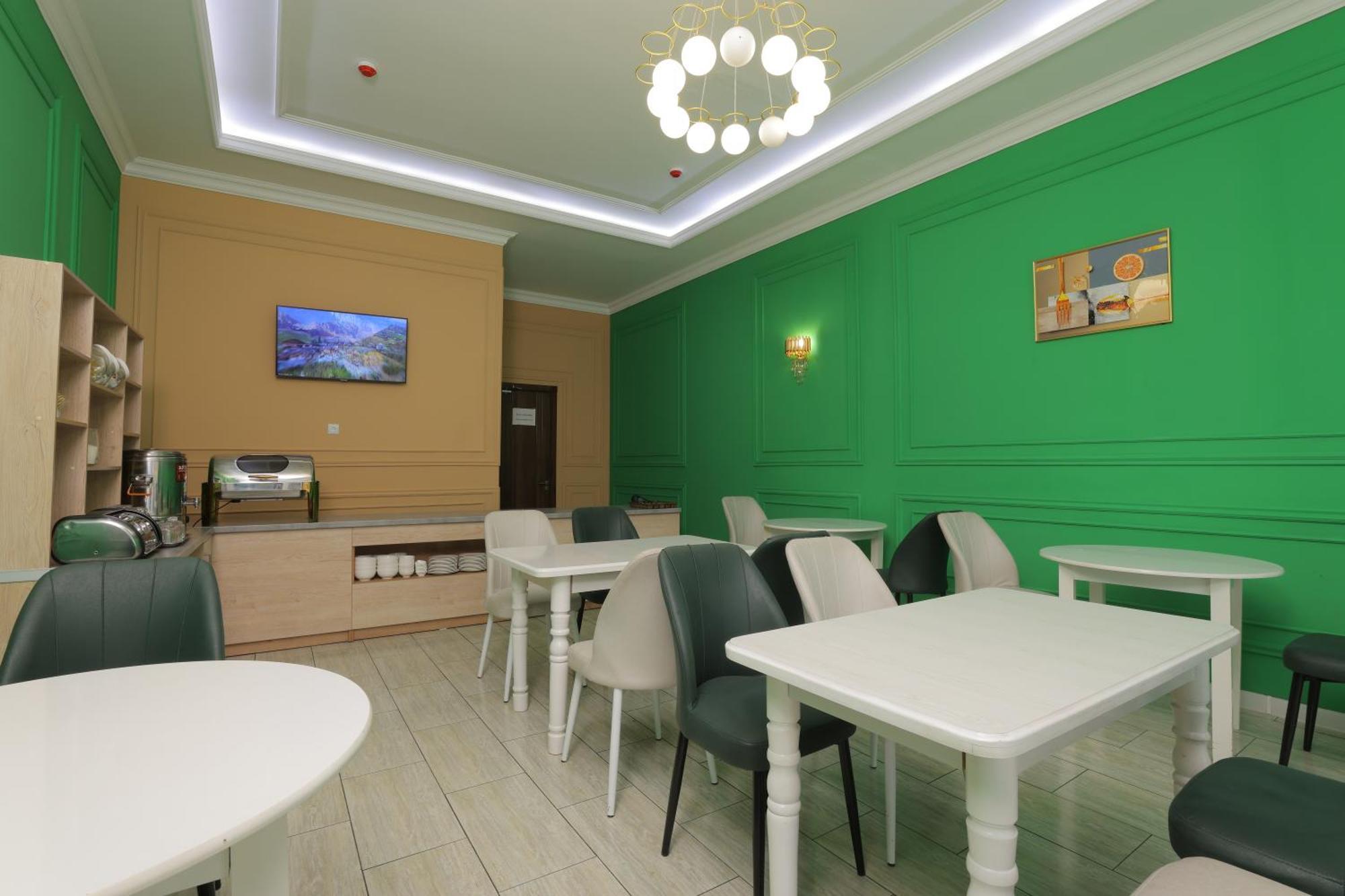 Resident Hotel Tashkent Ngoại thất bức ảnh