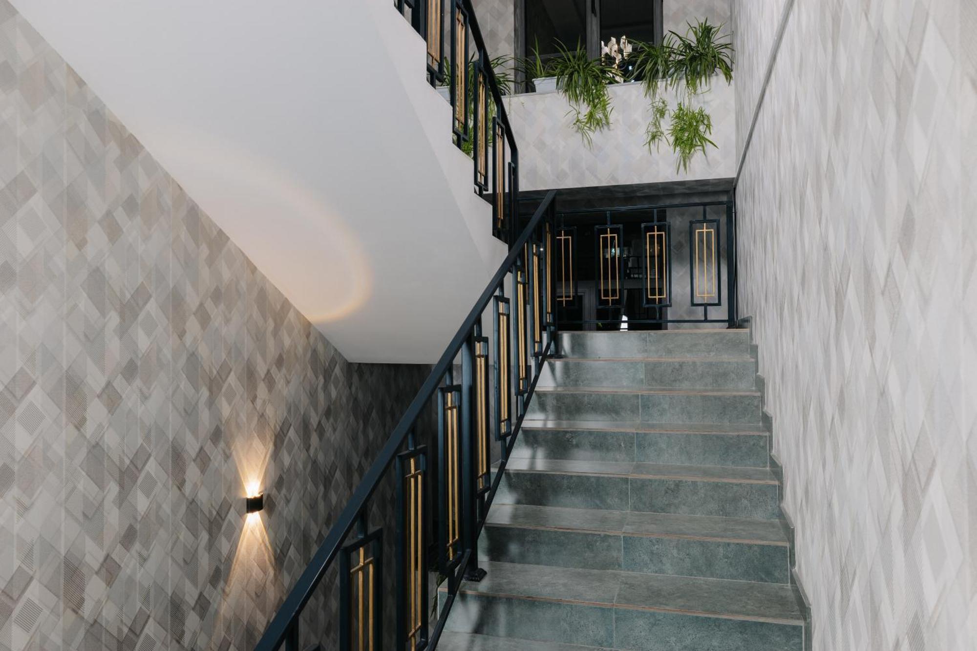 Resident Hotel Tashkent Ngoại thất bức ảnh