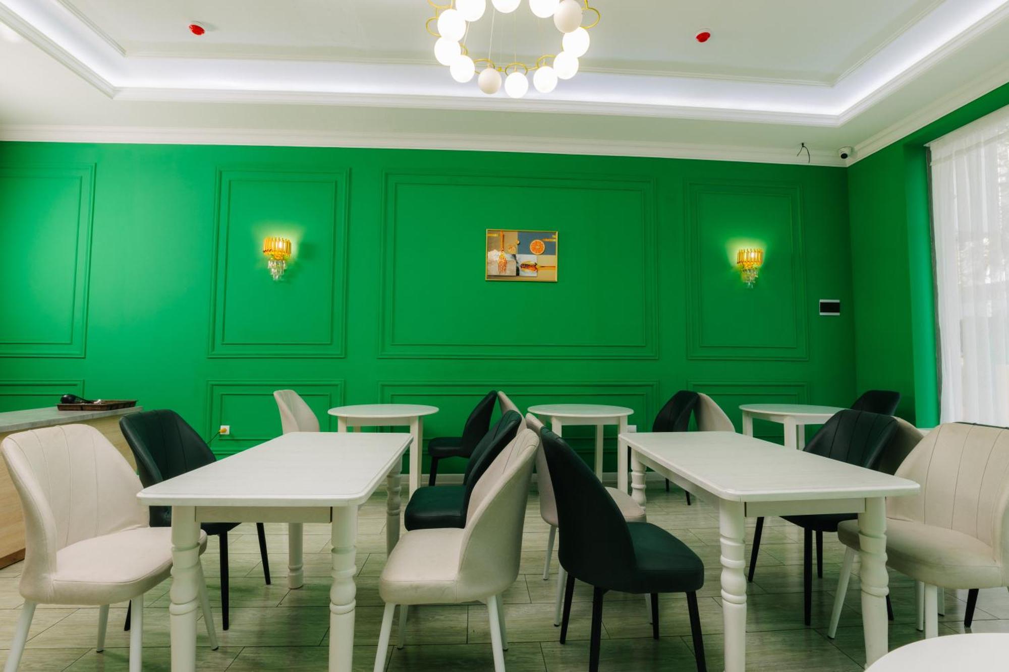 Resident Hotel Tashkent Ngoại thất bức ảnh