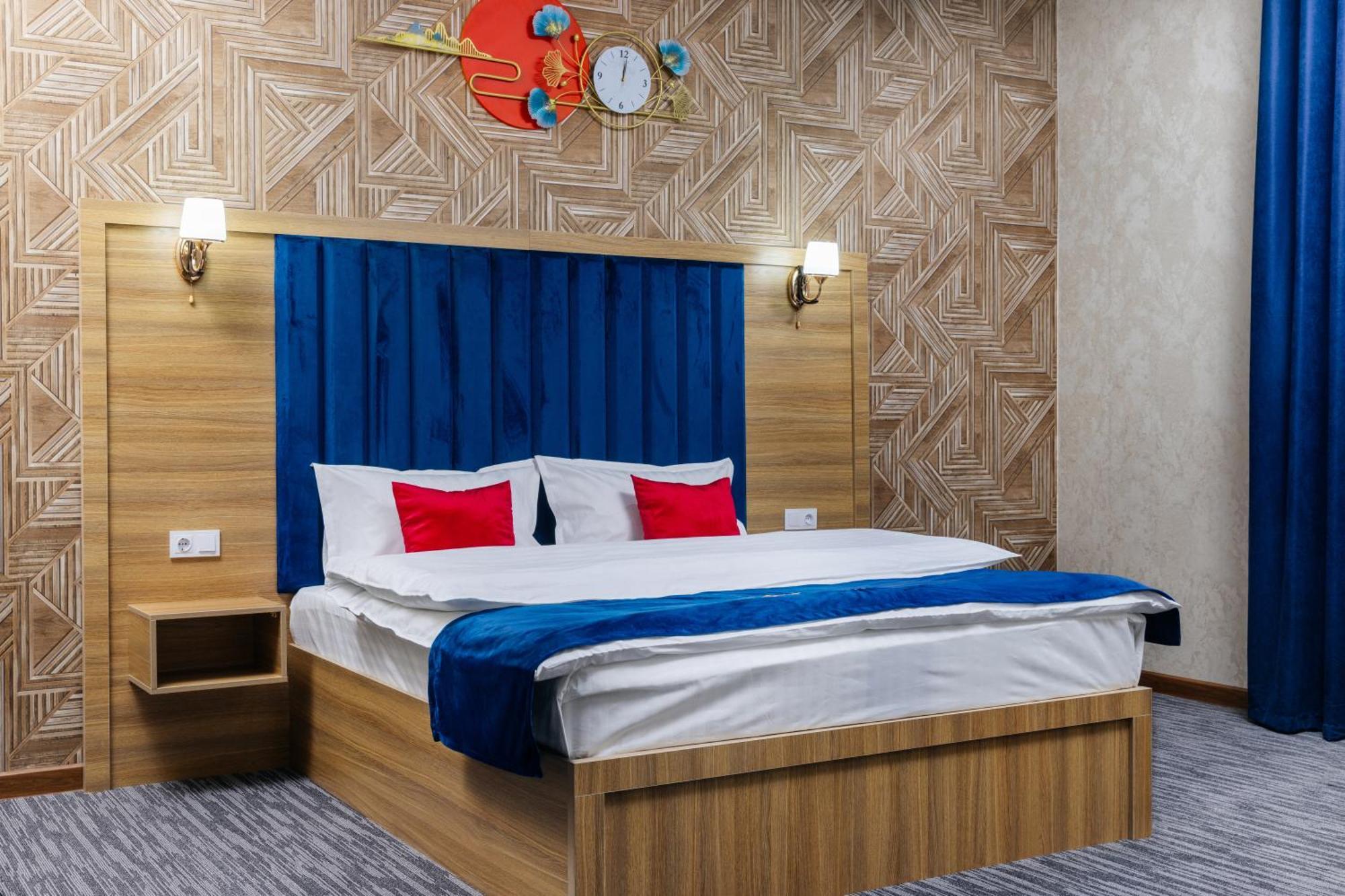 Resident Hotel Tashkent Ngoại thất bức ảnh